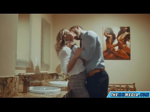 ❤️ Kad krūtiska blondīne pavedina tevi publiskā tualetē ❤❌ Kaltais porno pie lv.quizfarmature.ru ﹏